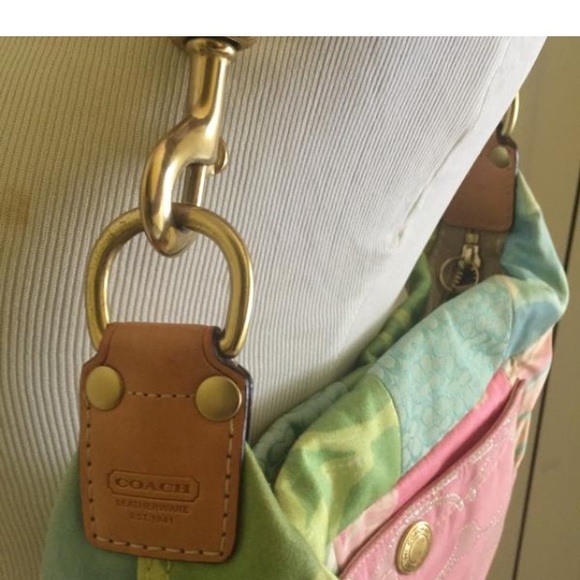 Coach Patchwork Canvas Shoulder Bag (FINAL PRICE) - Picture 5 of 7